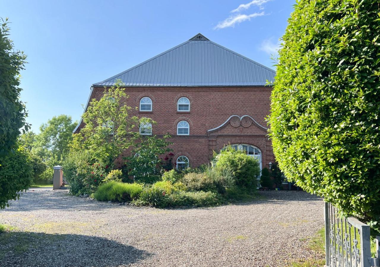 Landlord Apartment
